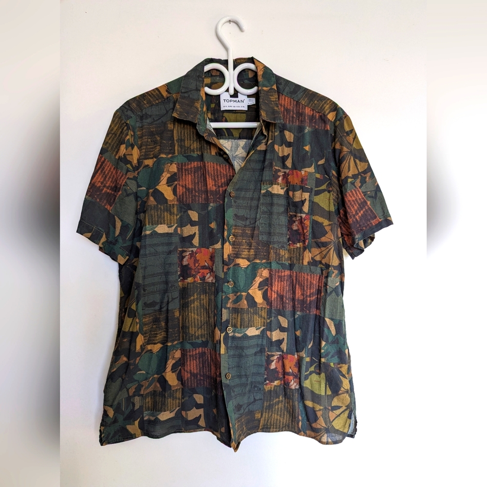 Short Sleeve Button Up with Squared Leaf and Floral Pattern